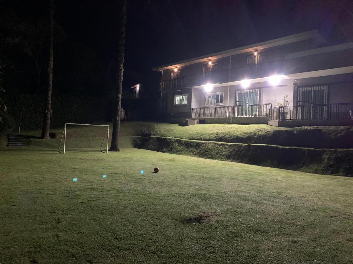 Excelente Casa, Bairro Nobre Em Campos Do Jordao Villa ภายนอก รูปภาพ